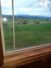 39826 278th Way SE in Enumclaw, WA - Foto de edificio - Building Photo