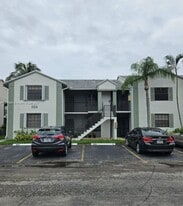 1024 S Independence Dr, Unit 1024E in Homestead, FL - Building Photo