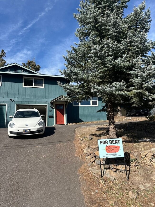 928 NW Portland Ave in Bend, OR - Building Photo - Building Photo