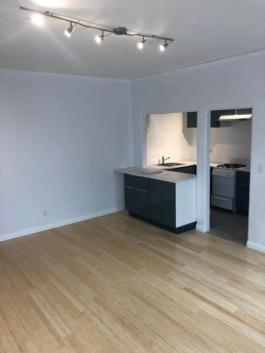 133 S Elm Dr in Beverly Hills, CA - Building Photo
