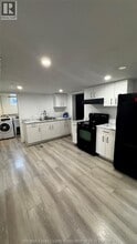 979 ARTHUR  LOWER in Windsor, ON - Building Photo - Building Photo