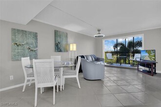 5220 Bonita Beach Rd SW in Bonita Springs, FL - Building Photo - Building Photo