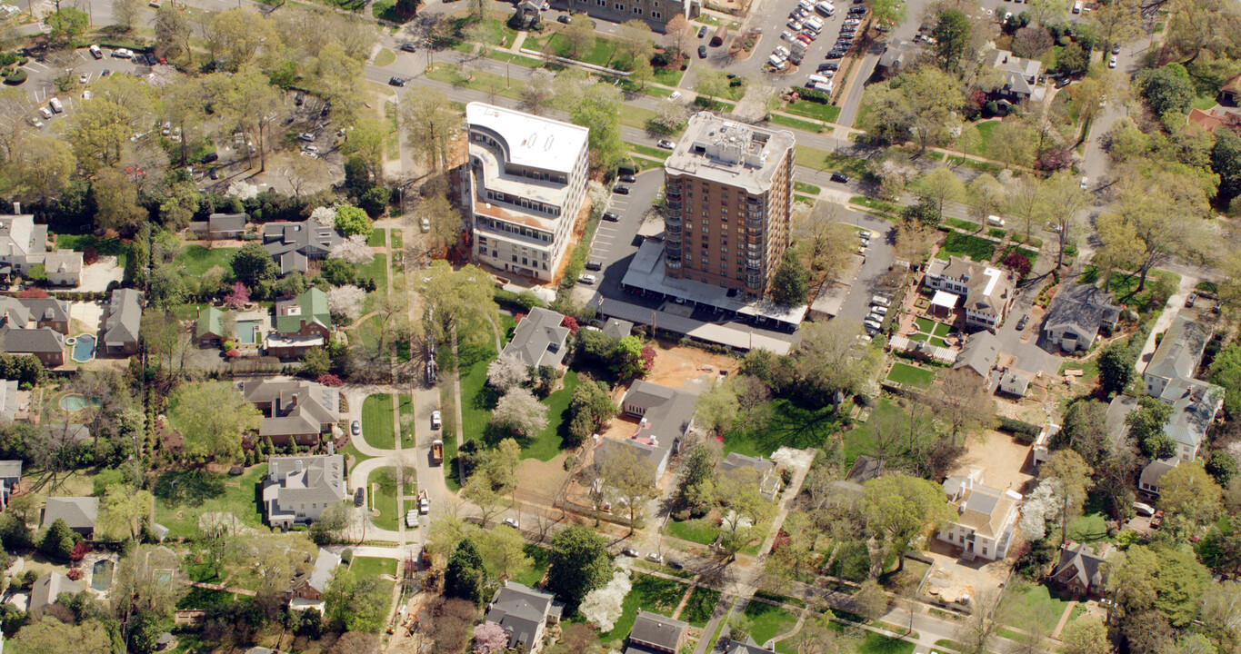 1500 Queens Rd in Charlotte, NC - Building Photo