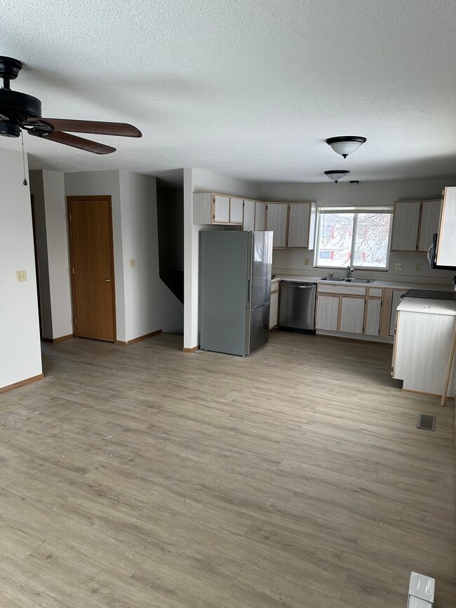 4405 W Antelope Dr in Sioux Falls, SD - Building Photo - Building Photo