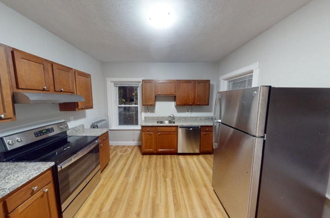 906 Massachusetts Ave, Unit 6