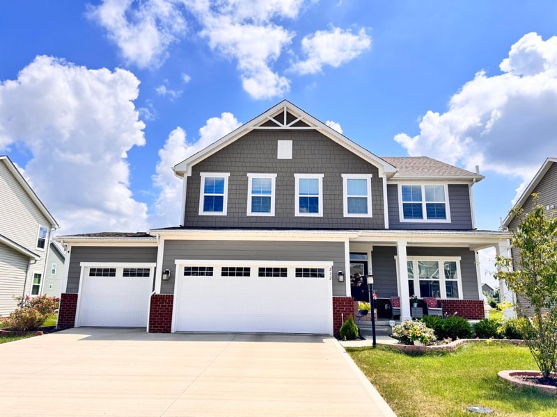 212 Messenger Way in Lewis Center, OH - Foto de edificio