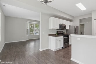 3148 Ollerton Ave in Aurora, IL - Building Photo - Building Photo
