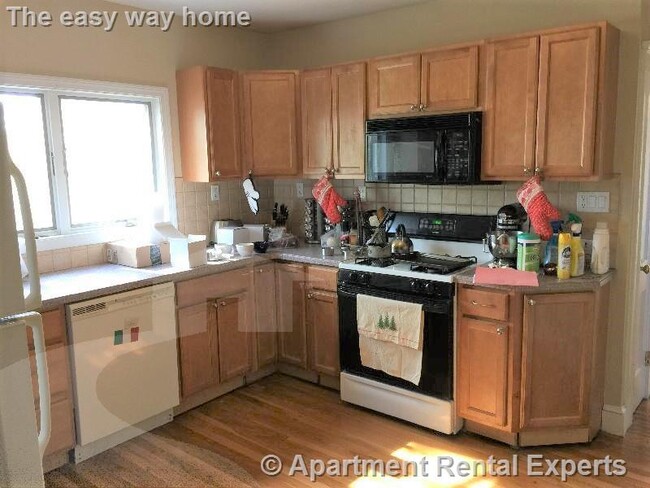 property at 9 Arlington St