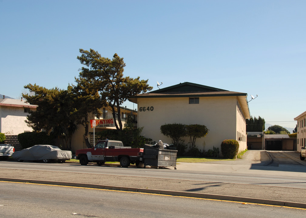 6636-6640 Rosemead Blvd in San Gabriel, CA - Building Photo