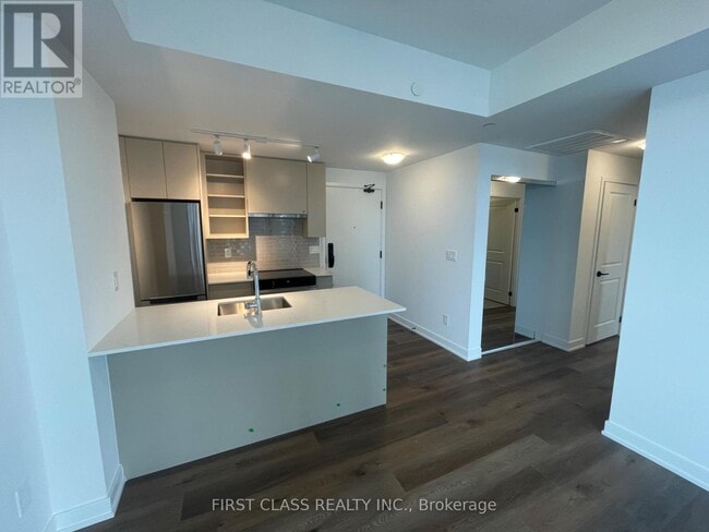 property at 2075 Lakeshore Rd.