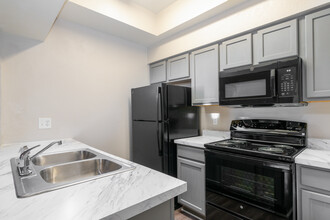 Waterford Apartments in Santa Teresa, NM - Building Photo - Interior Photo