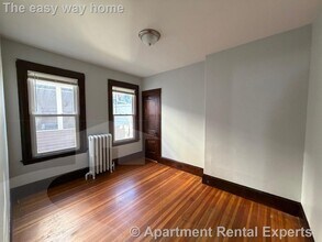 41 Michigan Ave in Somerville, MA - Foto de edificio - Building Photo