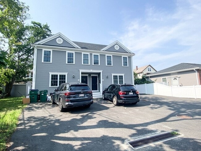 property at 28 Woodruff Ave