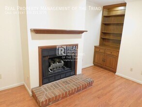 1119 Yellowbell Pl in Greensboro, NC - Building Photo - Building Photo
