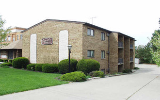 6211 Cheviot Rd Apartments