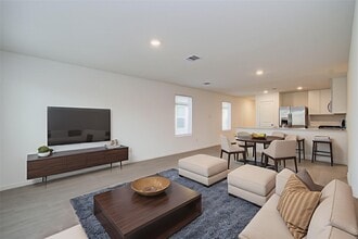 25364 Carnation Ct in Magnolia, TX - Building Photo - Building Photo