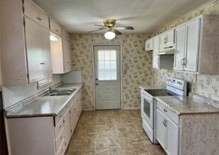 1613 Center Ln in Muskogee, OK - Building Photo - Building Photo