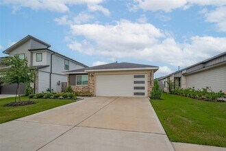 12715 Basinghall Ln in Houston, TX - Building Photo - Building Photo
