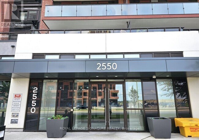 2550-2550 Simcoe St N in Oshawa, ON - Building Photo - Building Photo