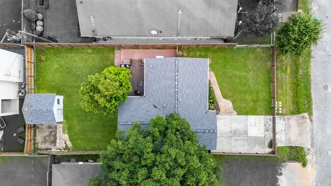 property at 1207 Archer St