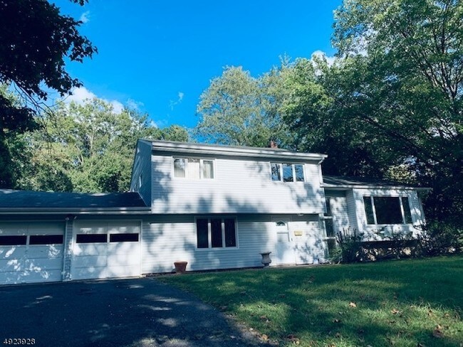property at 50 Falcon Rd