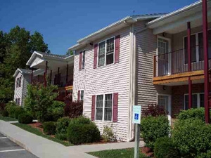 Woods Edge Apartments in Clifton Park, NY - Building Photo - Building Photo