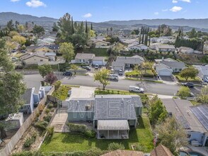 20115 Keaton St in Santa Clarita, CA - Foto de edificio - Building Photo