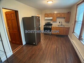 739 Parker St, Unit 3 in Boston, MA - Building Photo