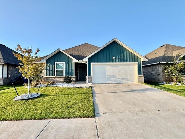 12329 SW 31st St in Yukon, OK - Building Photo - Building Photo