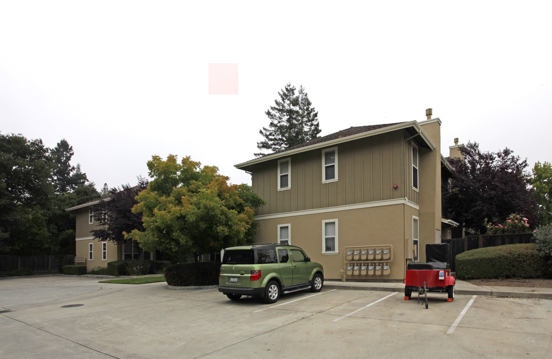 Pogonip Terrace Apartments in Santa Cruz, CA - Foto de edificio