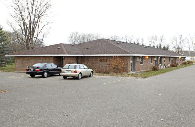 Countryside Apartments in Somerset, WI - Building Photo - Building Photo