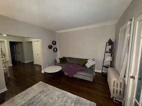 139 W Russell St in Barrington, IL - Building Photo - Building Photo