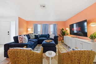 9155 125th St in Seminole, FL - Building Photo