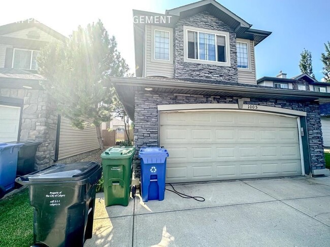 property at 1005 Panorama Hills Dr NW