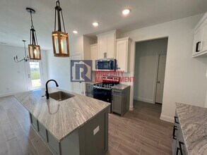 2315 Forest Hill Ln in Granbury, TX - Building Photo - Building Photo