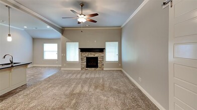 2216 Hidden Prairie Way in Edmond, OK - Building Photo - Building Photo