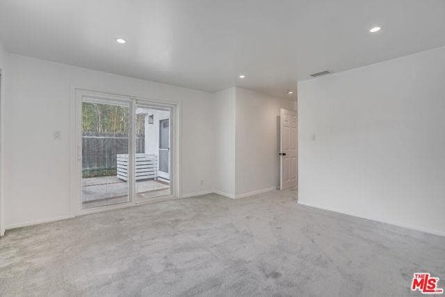 657 Brooks Ave in Los Angeles, CA - Building Photo - Building Photo