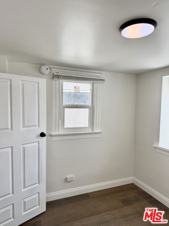 44 Rose Ave in Los Angeles, CA - Building Photo - Building Photo