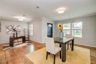 10419 Ivyridge Rd in Houston, TX - Building Photo - Building Photo