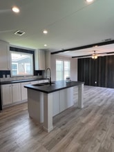 15927 S Flores St in San Antonio, TX - Building Photo - Building Photo