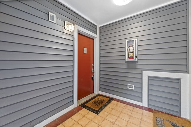 1127 Lake Heron Dr in Annapolis, MD - Building Photo - Building Photo