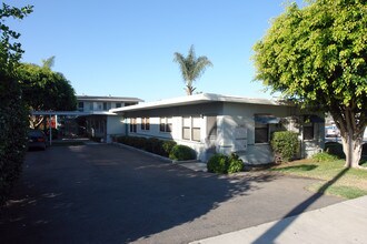 2775 Roosevelt St in Carlsbad, CA - Building Photo - Building Photo