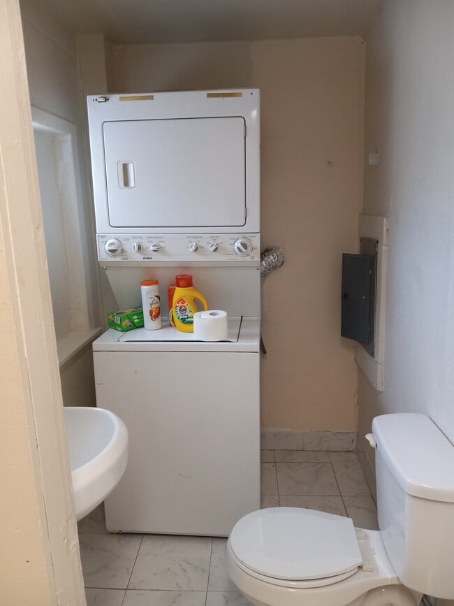 11318 SE 56th Ave in Belleview, FL - Building Photo - Building Photo