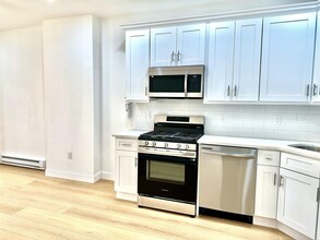 282 NORTH St-Unit -2 in Jersey City, NJ - Building Photo - Building Photo