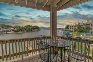 509 Short Circuit in Horseshoe Bay, TX - Building Photo