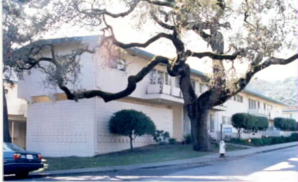Normandy Gardens in Belmont, CA - Foto de edificio