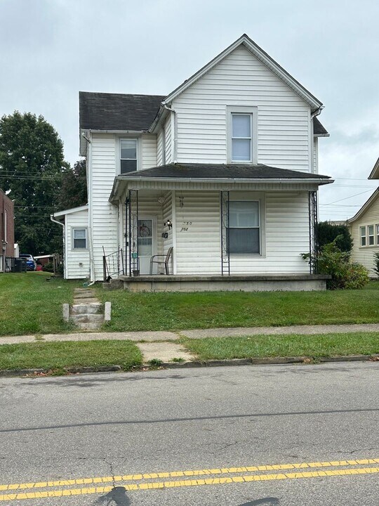 750-752 E Wheeling St in Lancaster, OH - Building Photo