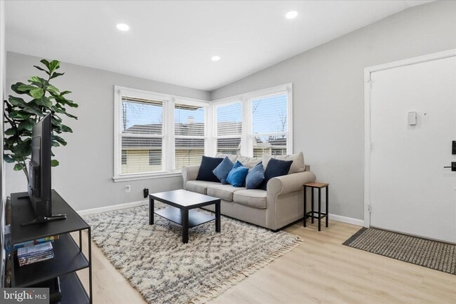 3022 Jonothan Pl in Falls Church, VA - Building Photo - Building Photo