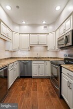 1805 Crystal Dr in Arlington, VA - Building Photo - Building Photo