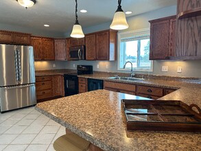 1334 Country Rd in Victor, MT - Building Photo - Building Photo